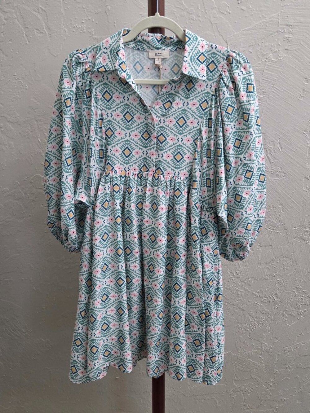 D14. Women's Geo Floral Print Puff‎ Sleeve Dress